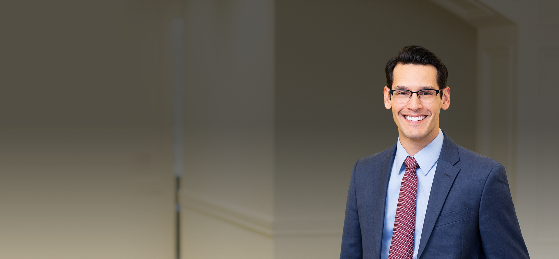 Bio image of Jonathan Lozano