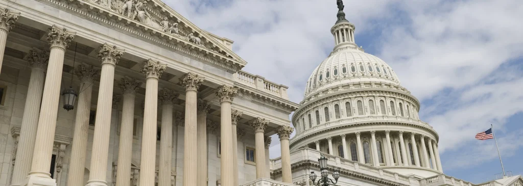 The image shows the outside of the United States Capitol building.