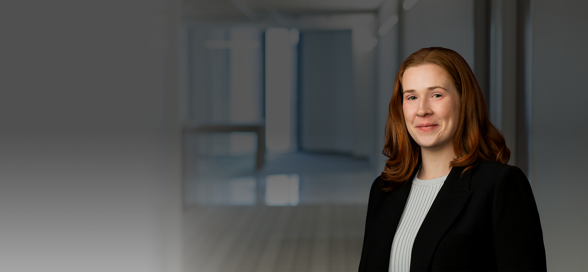 Bio image of Lauren Davidson